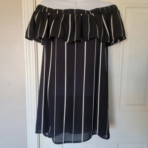 NWT DR 2 off the shoulder ruffle top. Black with white stripes. Size M medium